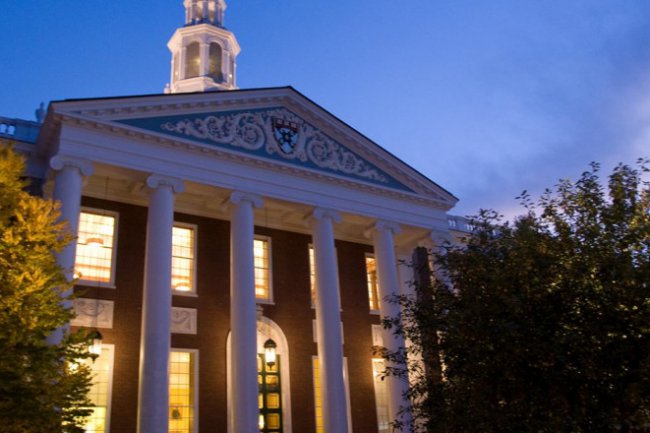 5 LEGIT SCHOLARSHIPS FOR STUDYING IN THE USA
