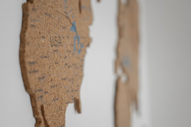 How to choose the right country to study abroad?